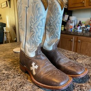 Tony Lana woman’s cowboy boots